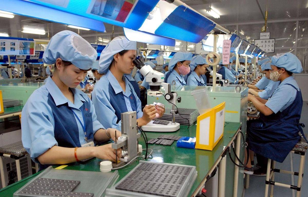 Chính phủ tháo gỡ khó khăn cho doanh nghiệp chịu ảnh hưởng Covid-19