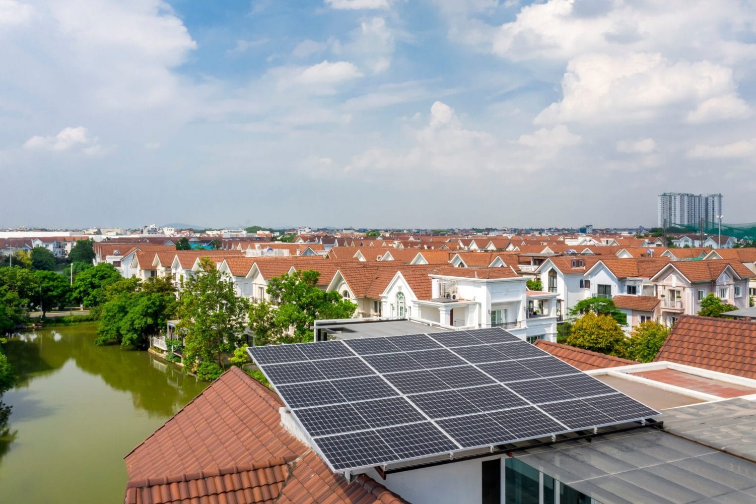 Hệ thống điện mặt trời 4kWp