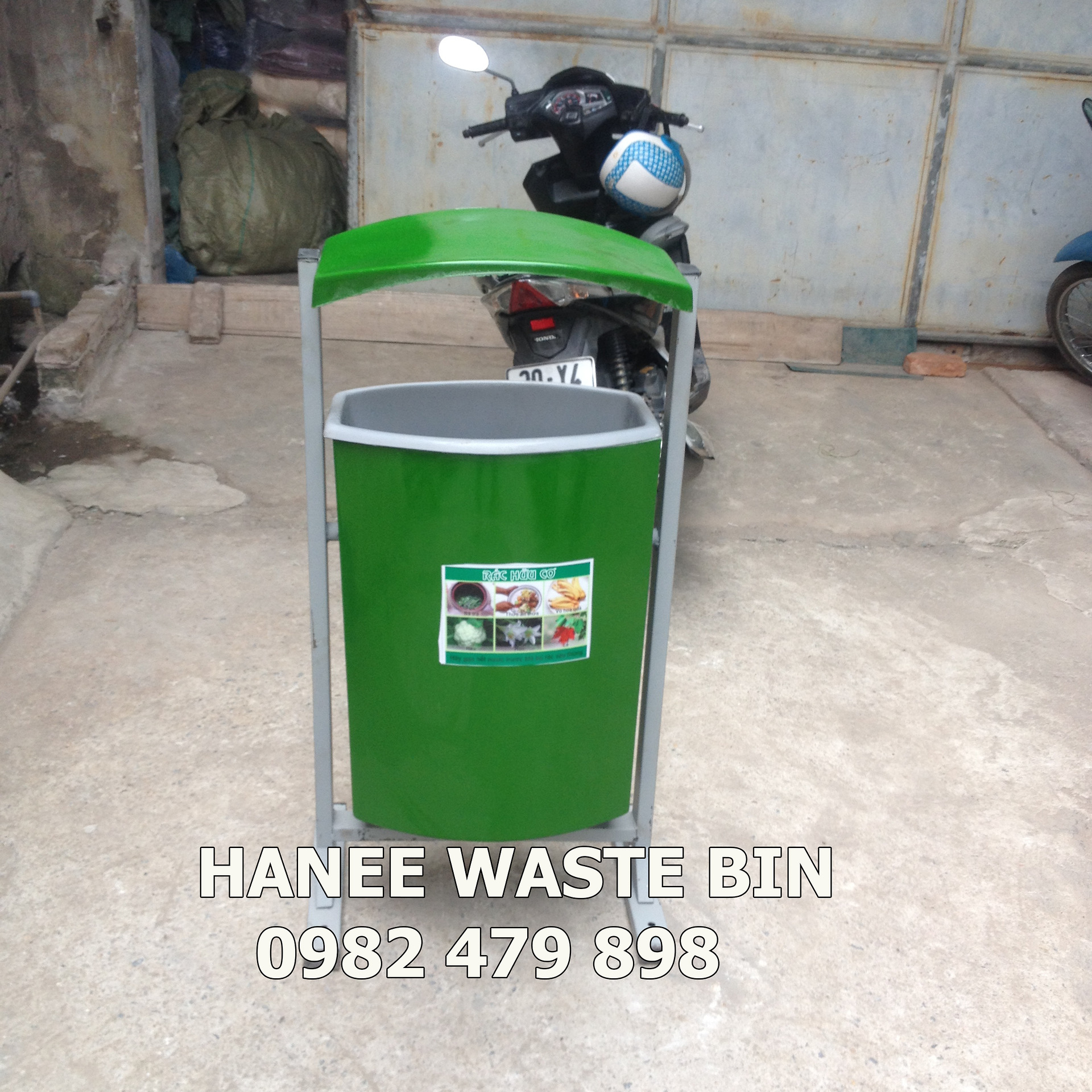 thung-rac-composite-treo-don-1506924652 (1)