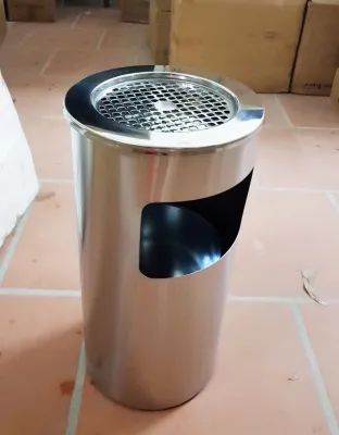 thung-rac-inox-gat-tan-300x610-mm-1569566709 (1)